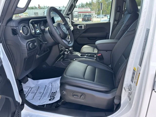 2025 Jeep Gladiator High Tide - Photo 15