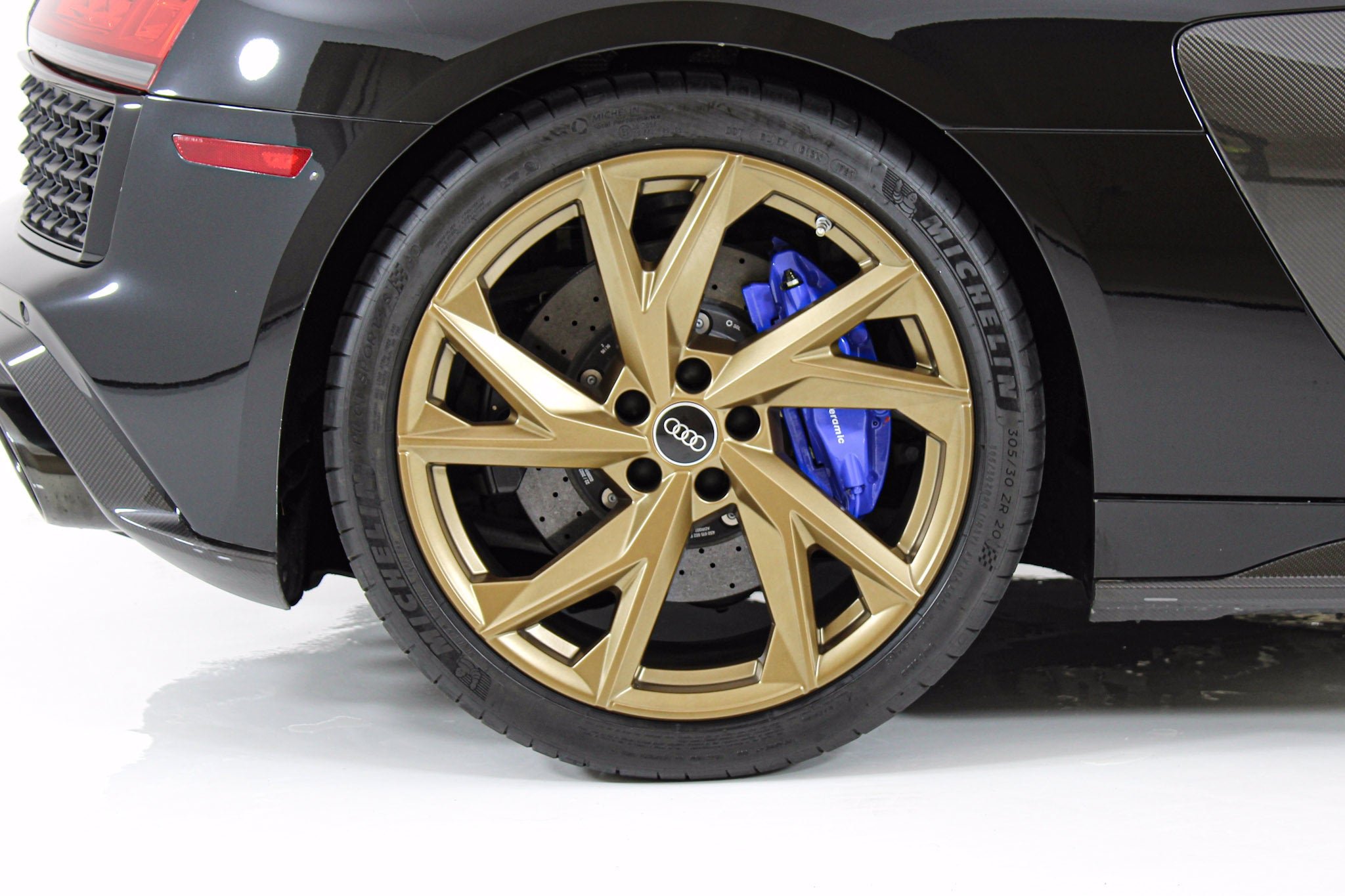 Used 2023 Black Audi V10 performance image 22