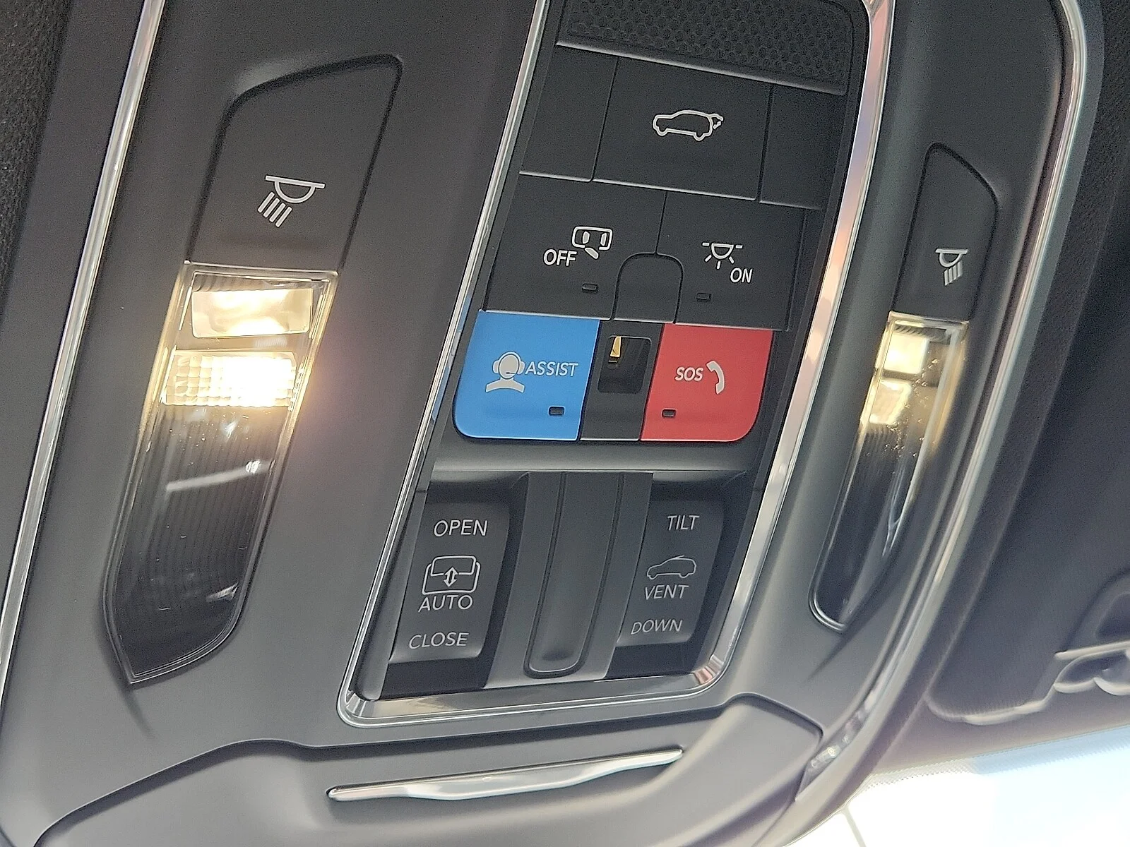 New 2027 High-Gloss Black Paint Jeep LAREDO ALTITUDE 4X4 image 16