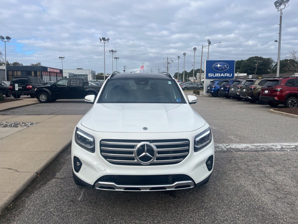 Used 2026 White Mercedes-Benz GLB 250 image 8
