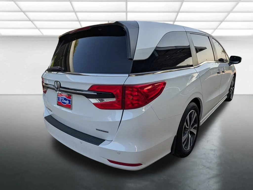 Used 2021  Honda Touring image 32