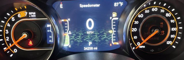 Used 2023 Silver Jeep Sport S image 13