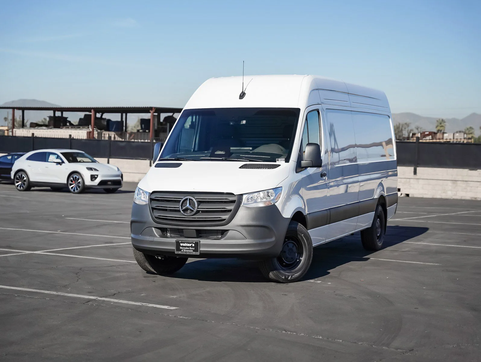 2026 Mercedes-Benz Sprinter 2500 170 WB HO High Roof's photo
