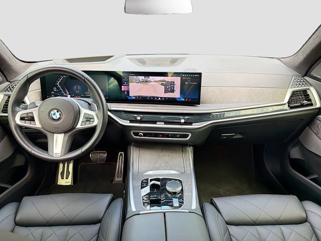 Used 2024 Black Sapphire Metallic BMW xDrive40i image 17