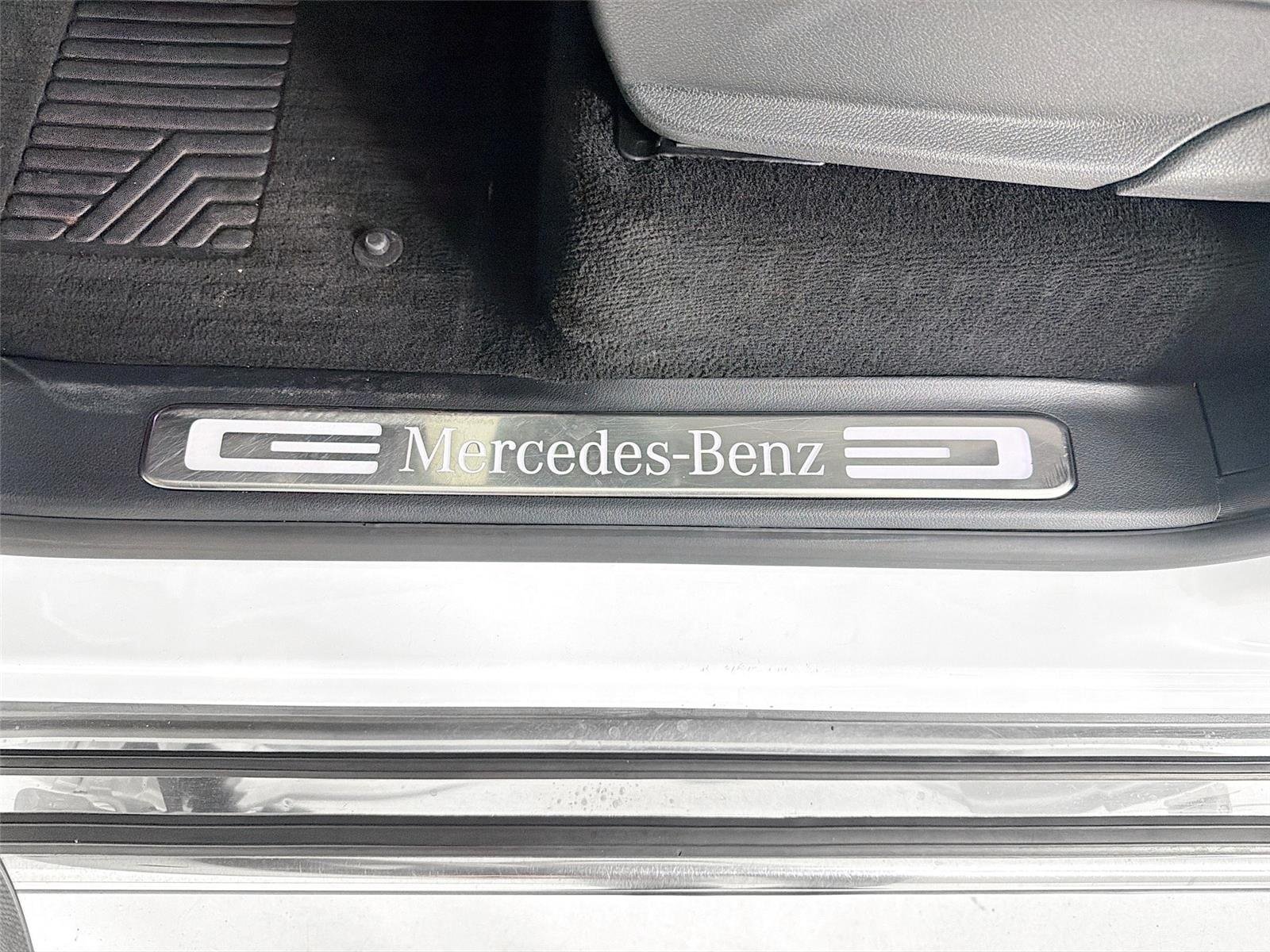 Used 2019 Polar White Mercedes-Benz G 550 image 10