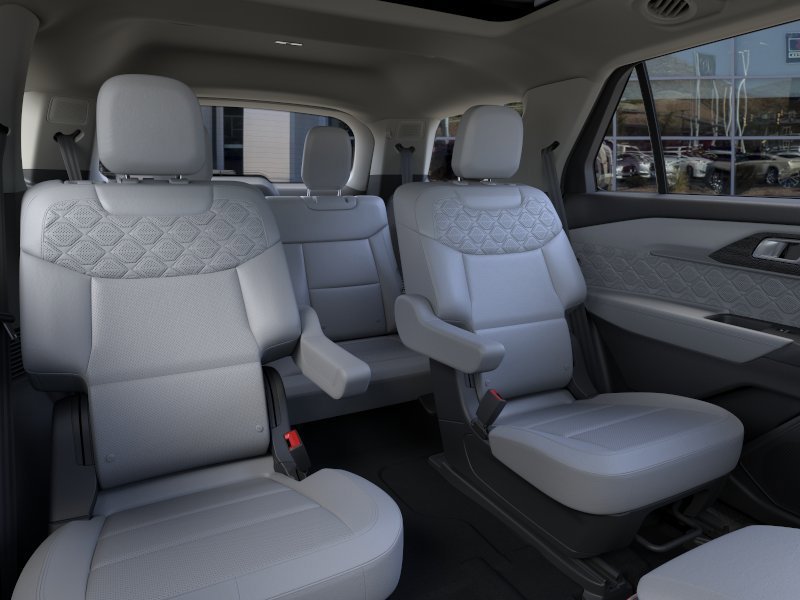 New 2026 Space White Metallic Ford Platinum image 11