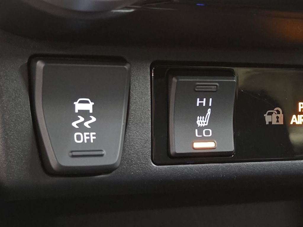 Used 2023 Black Toyota XLE Premium image 31