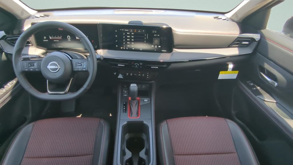 2026 Nissan KICKS SR - Photo 12