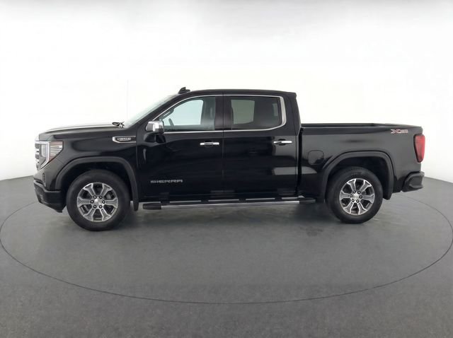 Used 2022 Black GMC SLT image 8