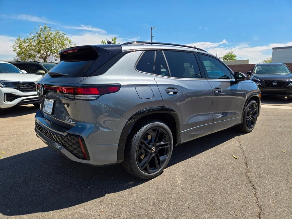 New 2026 Silver Volkswagen 2.0T SE R-Line Black image 4