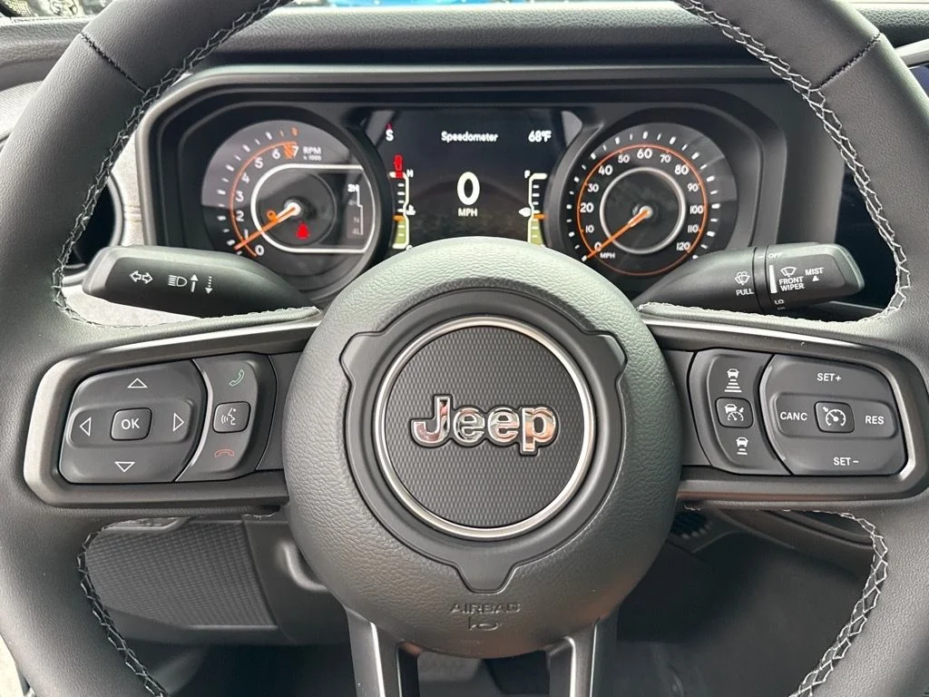 New 2025 Anvil Clearcoat Jeep Sport S image 17