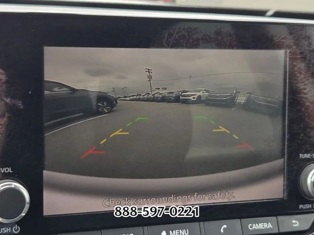 Used 2022 Gray Nissan S image 23