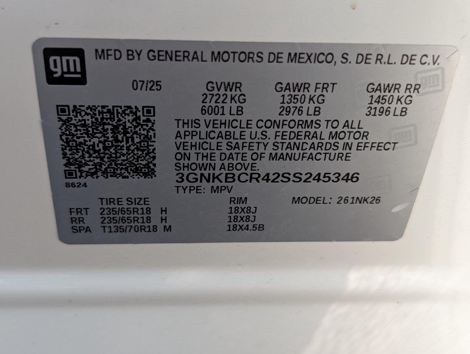 Used 2025 Summit White Chevrolet 2LT image 36