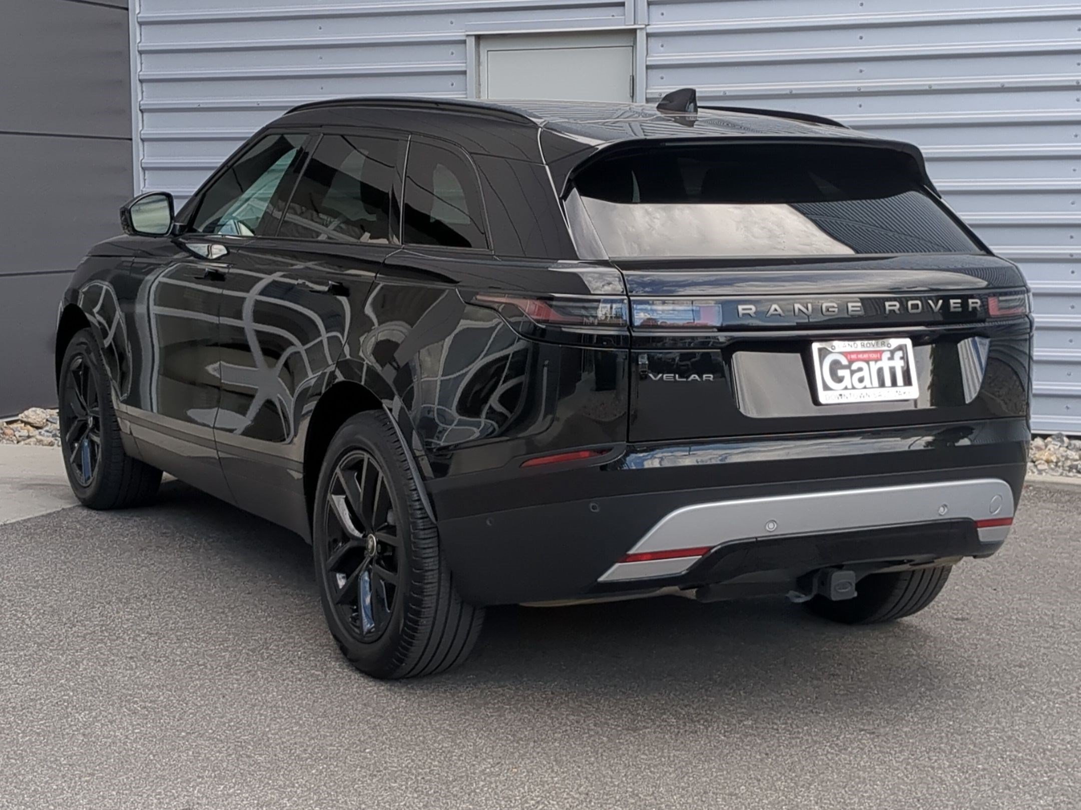 Used 2026 Santorini Black Metallic Land Rover S image 7