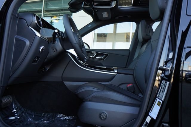 New 2026 Black Mercedes-Benz GLC 300 image 21