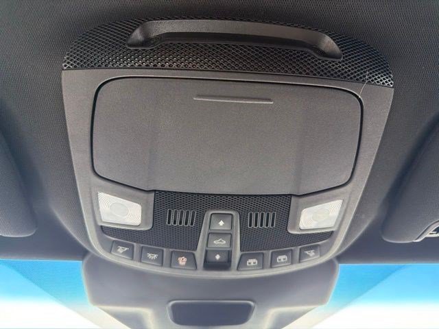 Used 2019 Blue Lincoln Reserve image 30