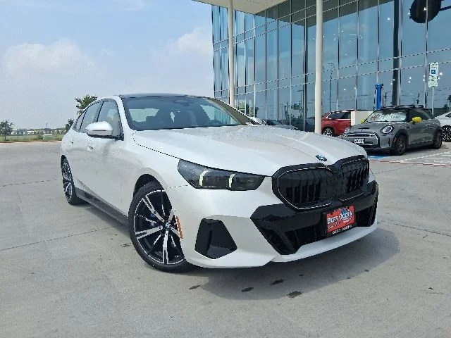 2026 BMW 5 Series 530i Sedan's photo