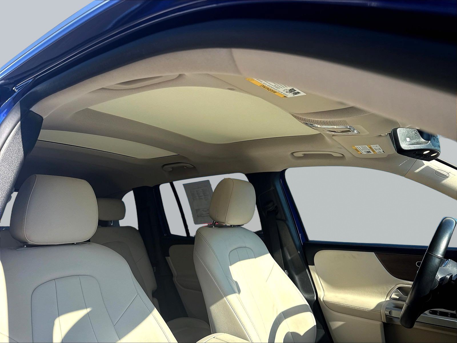 Used 2022 Galaxy Blue Metallic Mercedes-Benz GLB 250 image 29