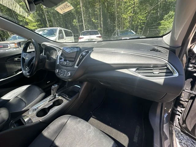 Used 2016 Gray Chevrolet LT image 32