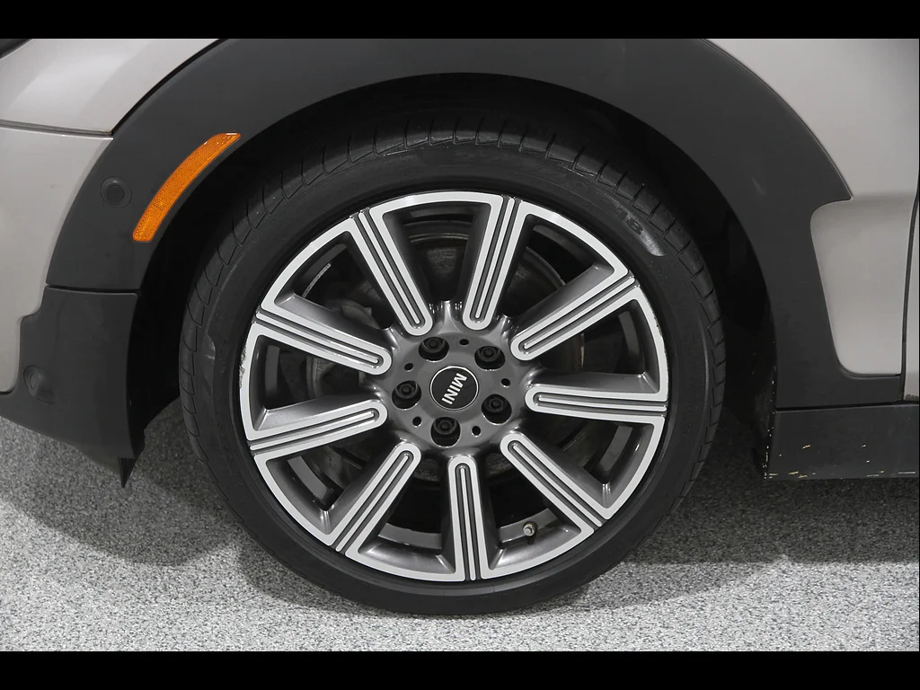 Used 2024 Rooftop Grey Metallic MINI Cooper S ALL4 image 21