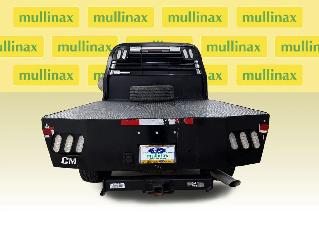 Used 2024 White Chevrolet LT image 7