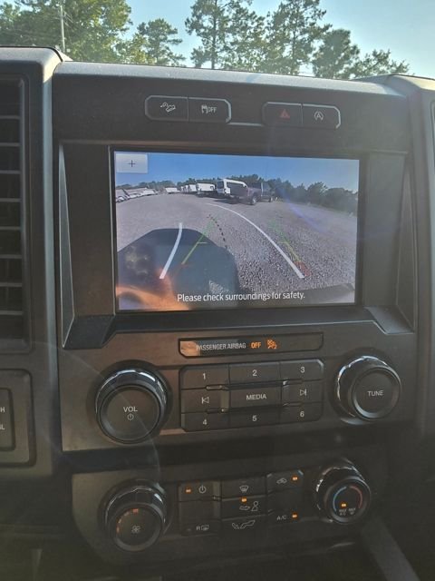 Used 2020 White Ford XL image 9