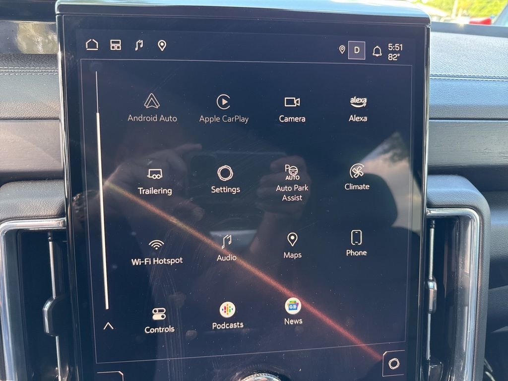 2025 GMC Yukon Denali - Photo 55