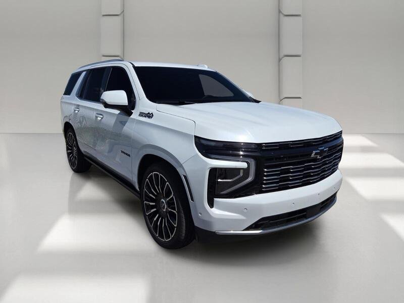 Used 2026 Polar White CHEVROLET HIGH COUNTRY image 3