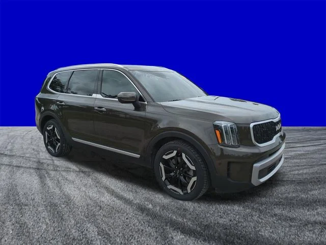 Certified Used 2023 Dark Moss Kia EX image 2