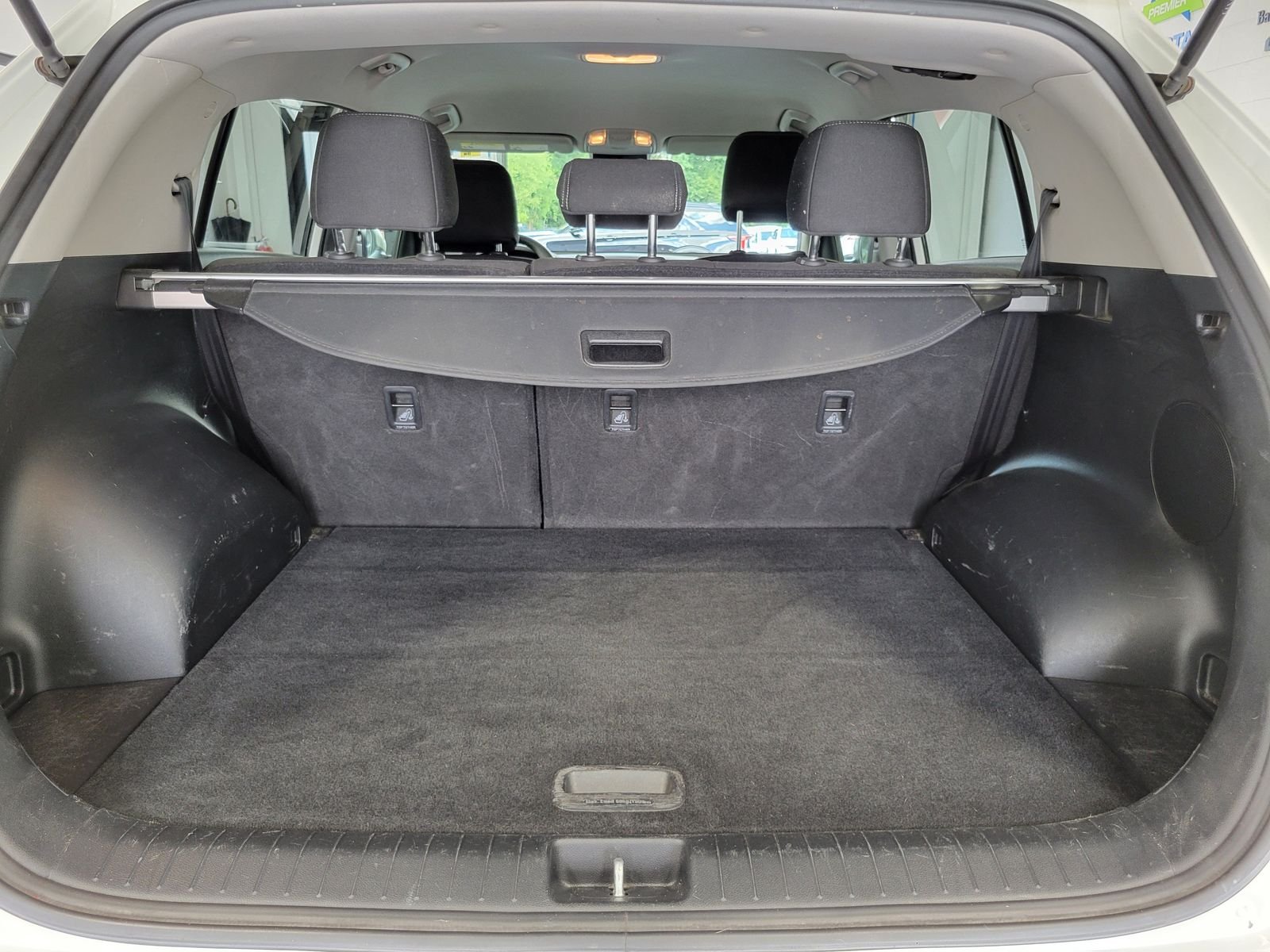 Used 2019 White Kia LX image 30