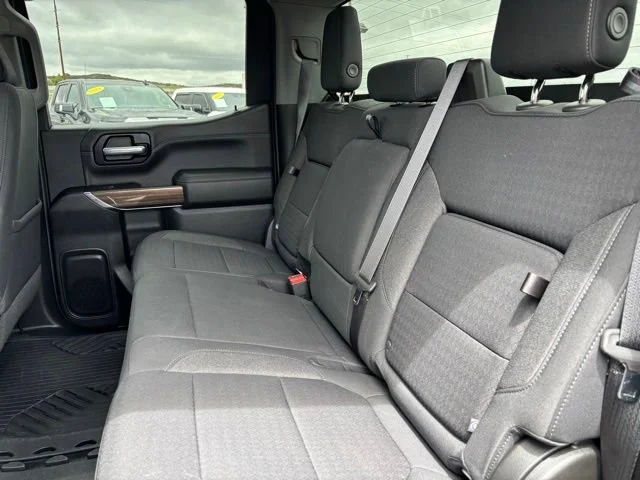 Used 2022 Silver Ice Metallic Chevrolet LT Trail Boss image 18