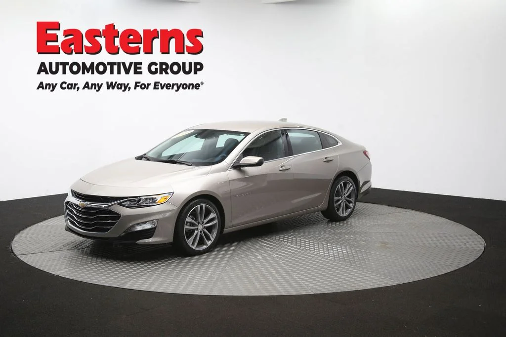 Used 2024 Gray Chevrolet LT image 59