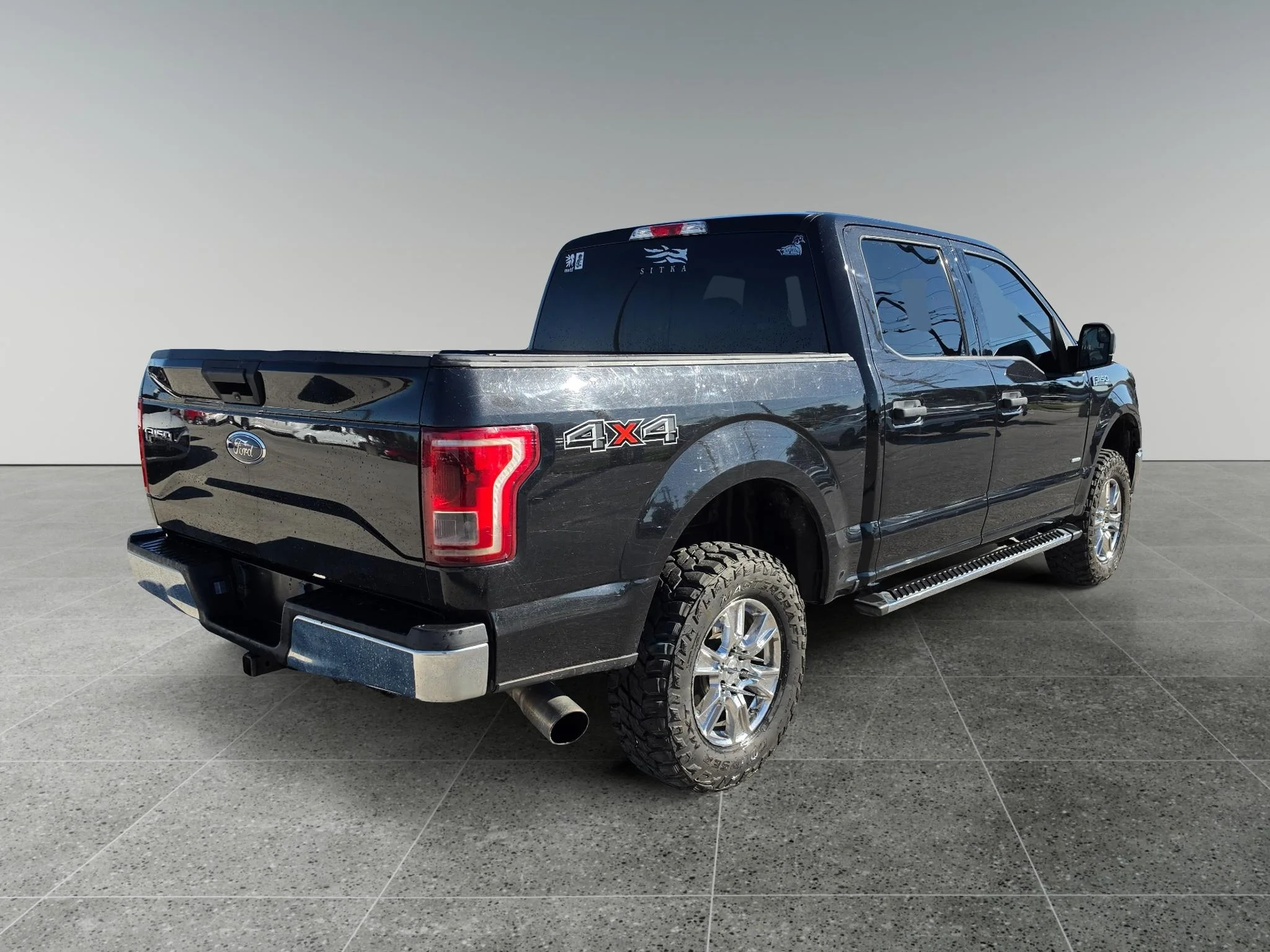 Used 2015 Tuxedo Black Metallic Ford XLT image 6