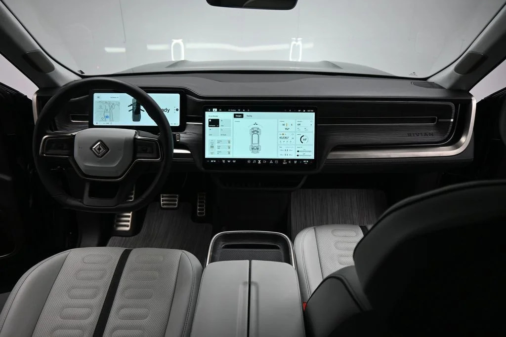Certified Used 2023  Rivian Adventure image 15