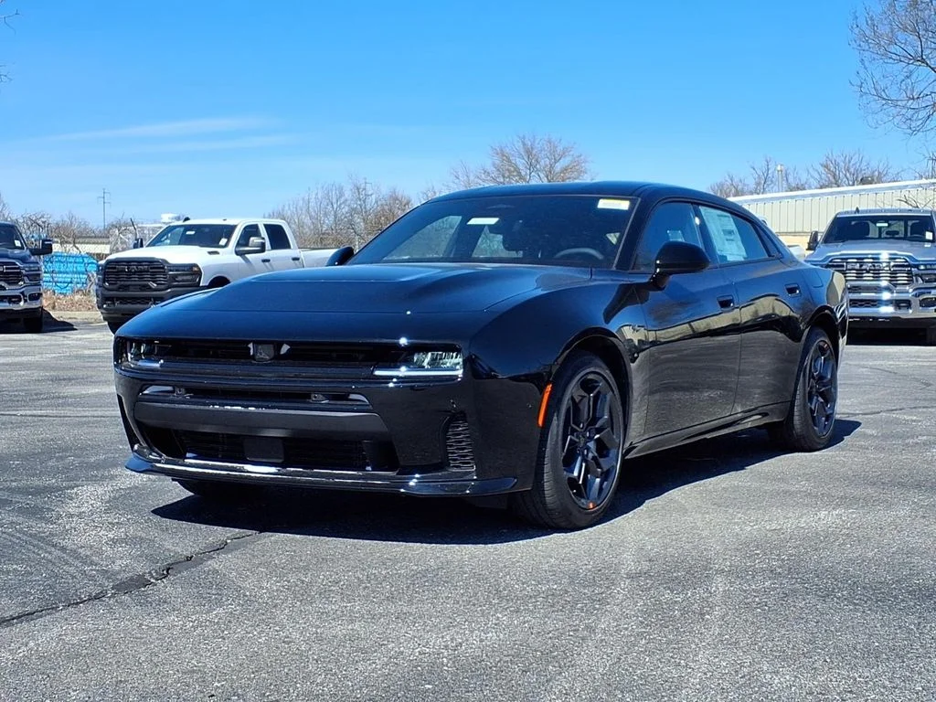 New 2026 Diamond Black Crystal Pearlcoat Dodge R/T image 2