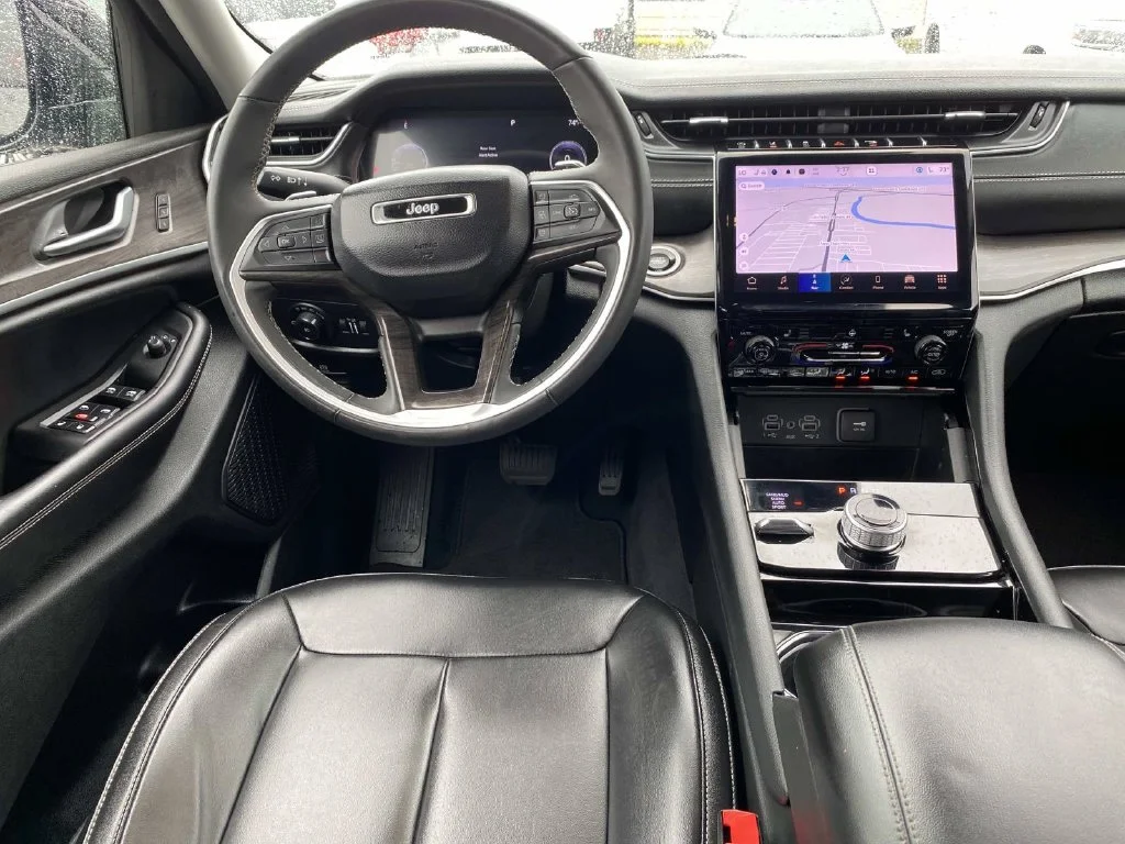 Certified Used 2023 Gray Jeep Limited image 10