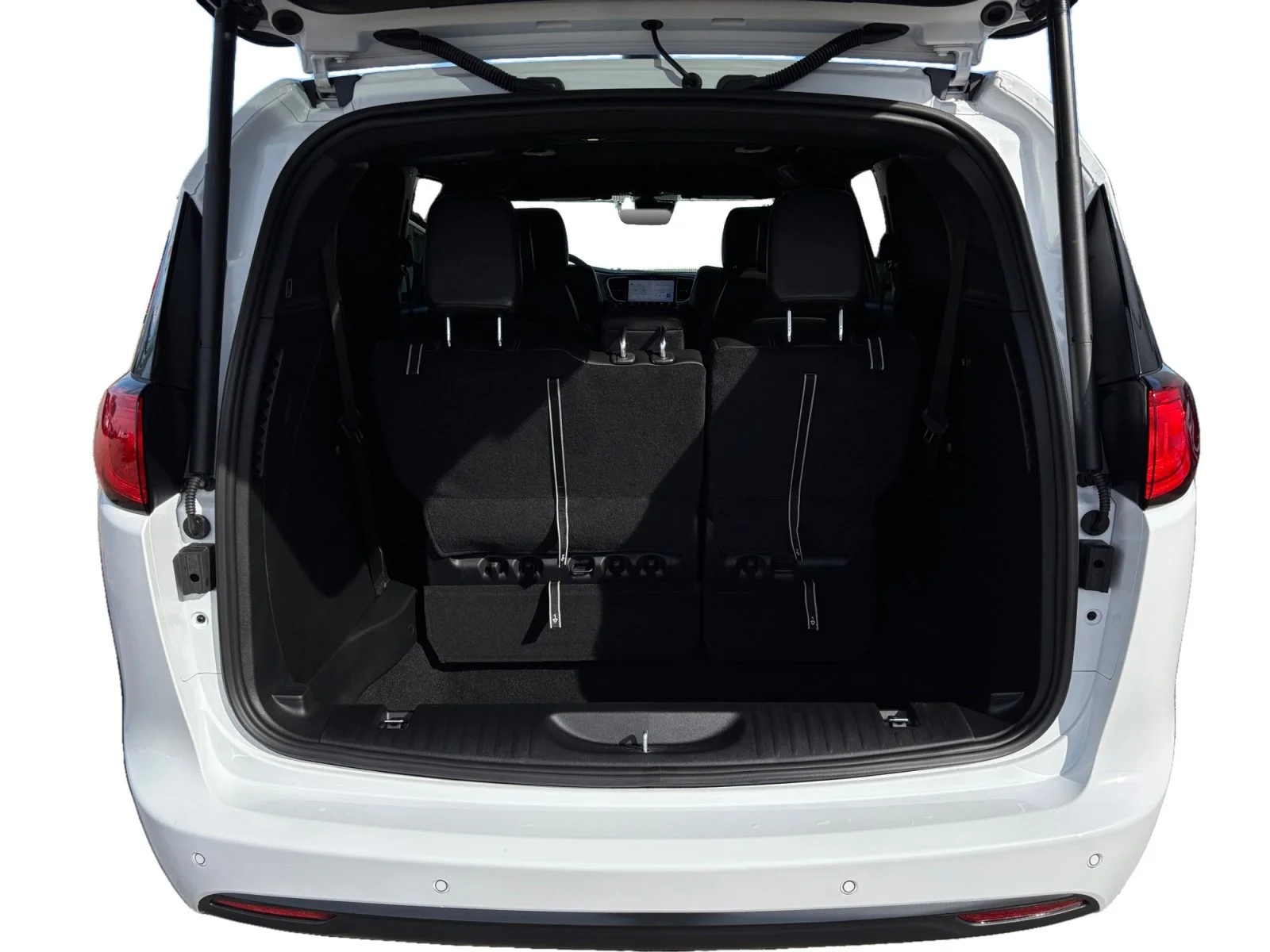 New 2027 Bright White Chrysler SXT image 19