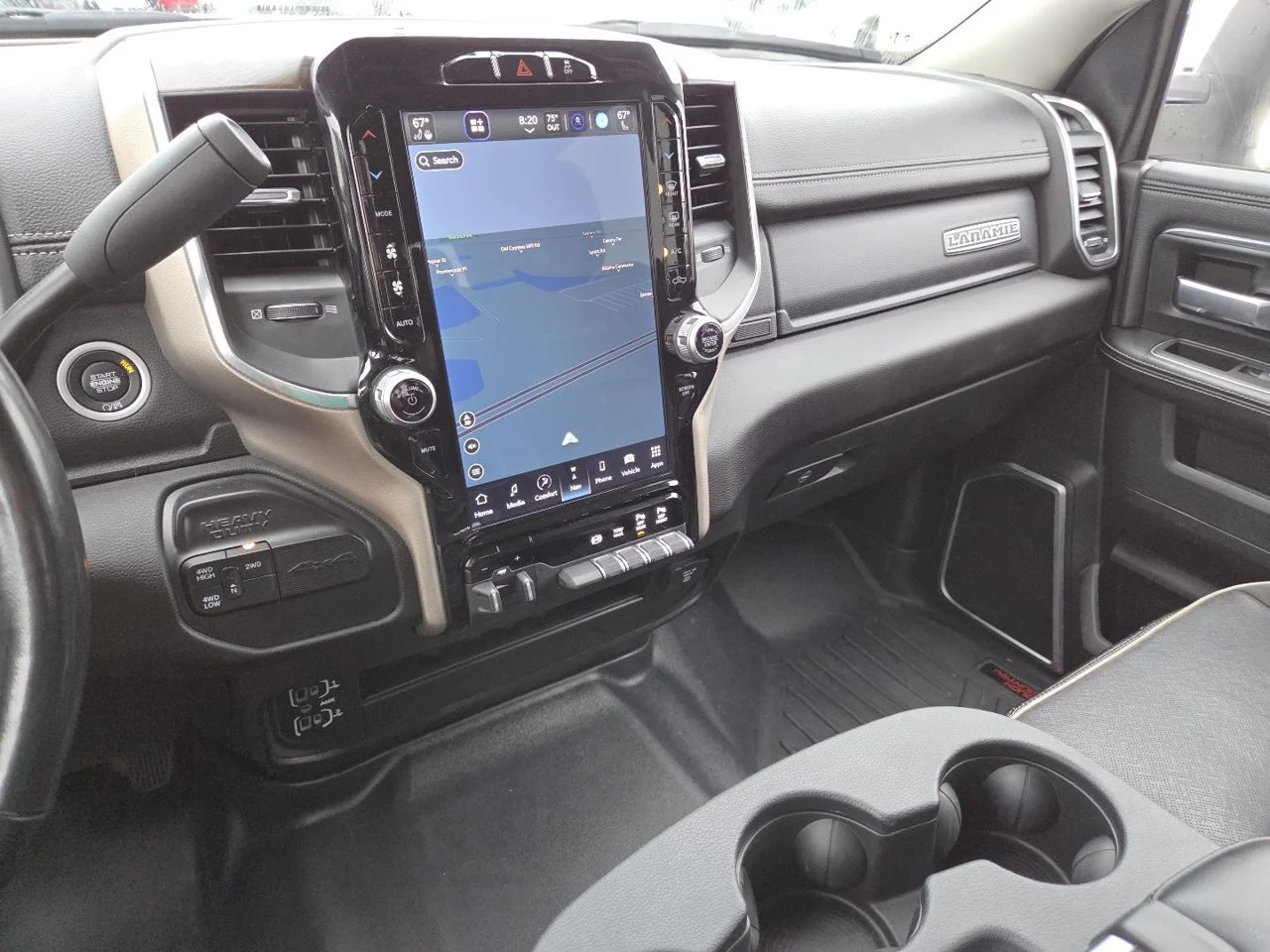 Used 2023  Ram Laramie image 31
