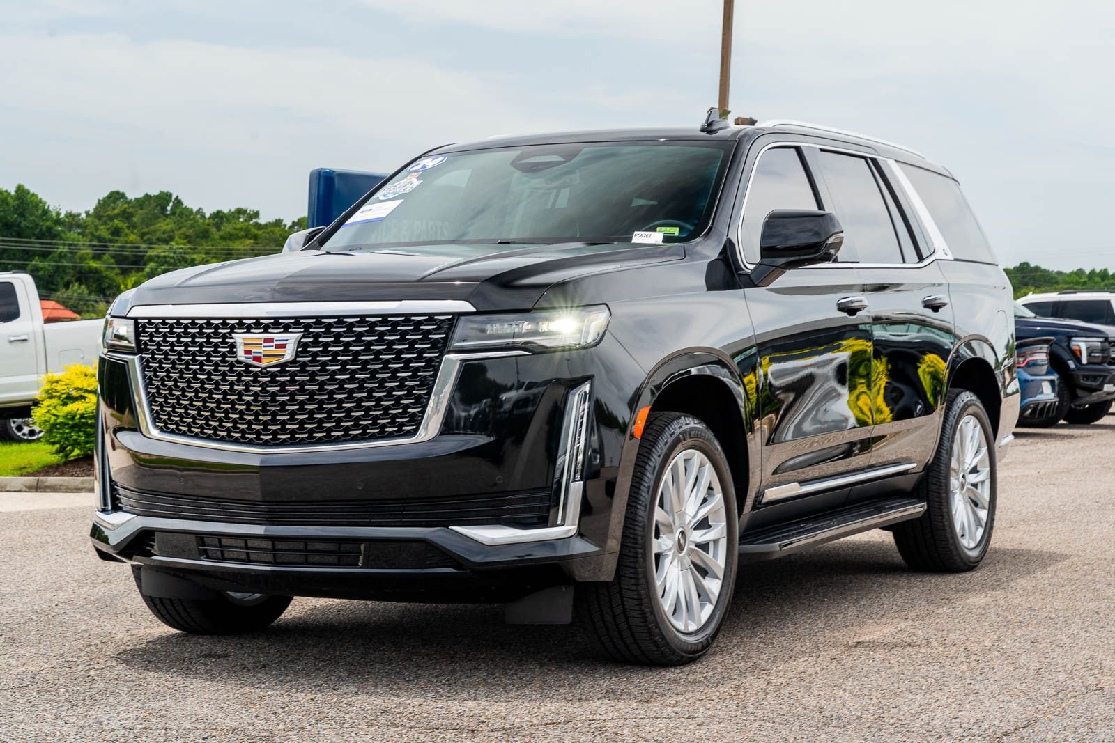 Used 2024 Black Cadillac Luxury image 2
