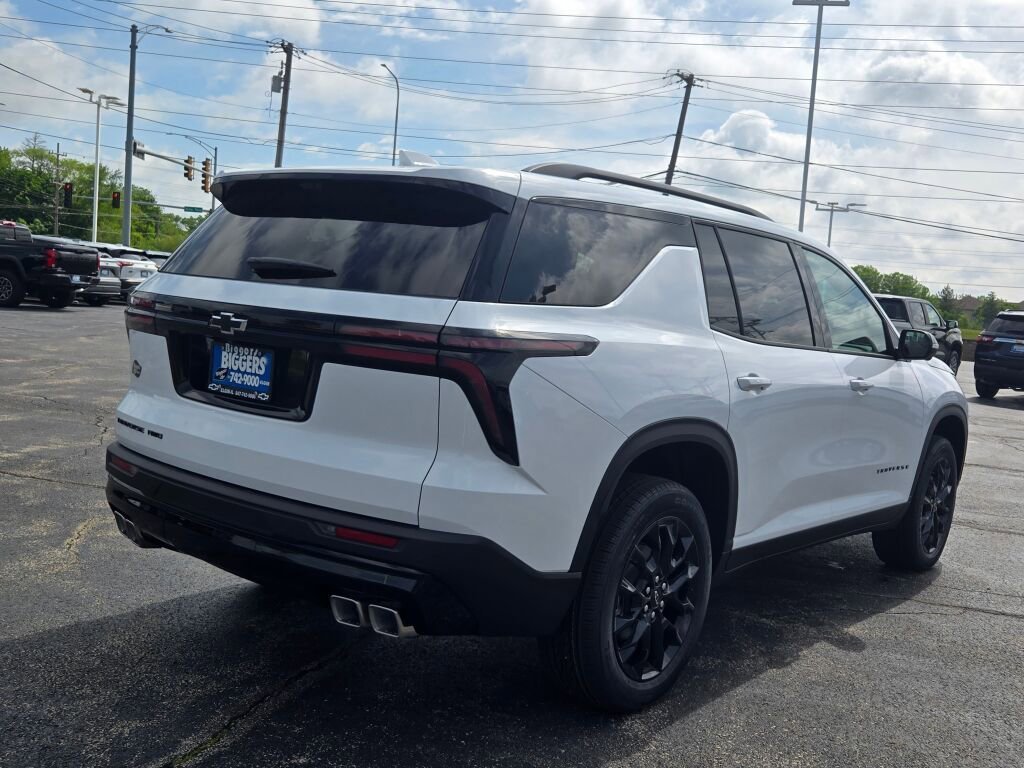 New 2026 Summit White Chevrolet LT image 11