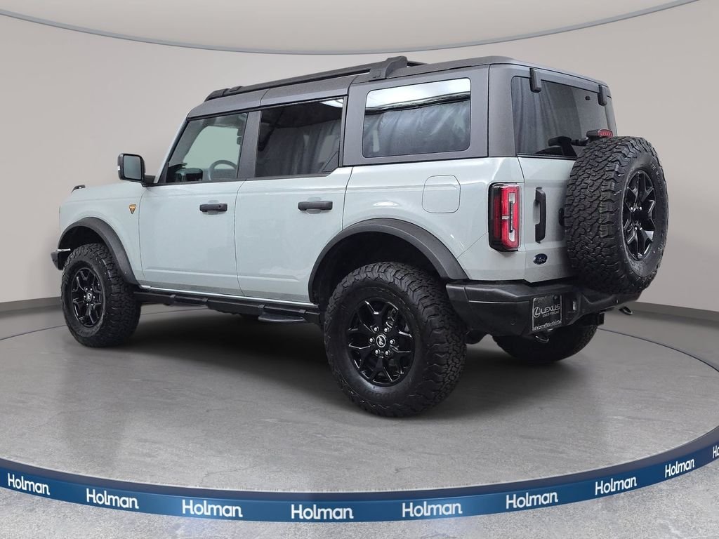 Used 2023 Cactus Gray Ford Badlands image 8