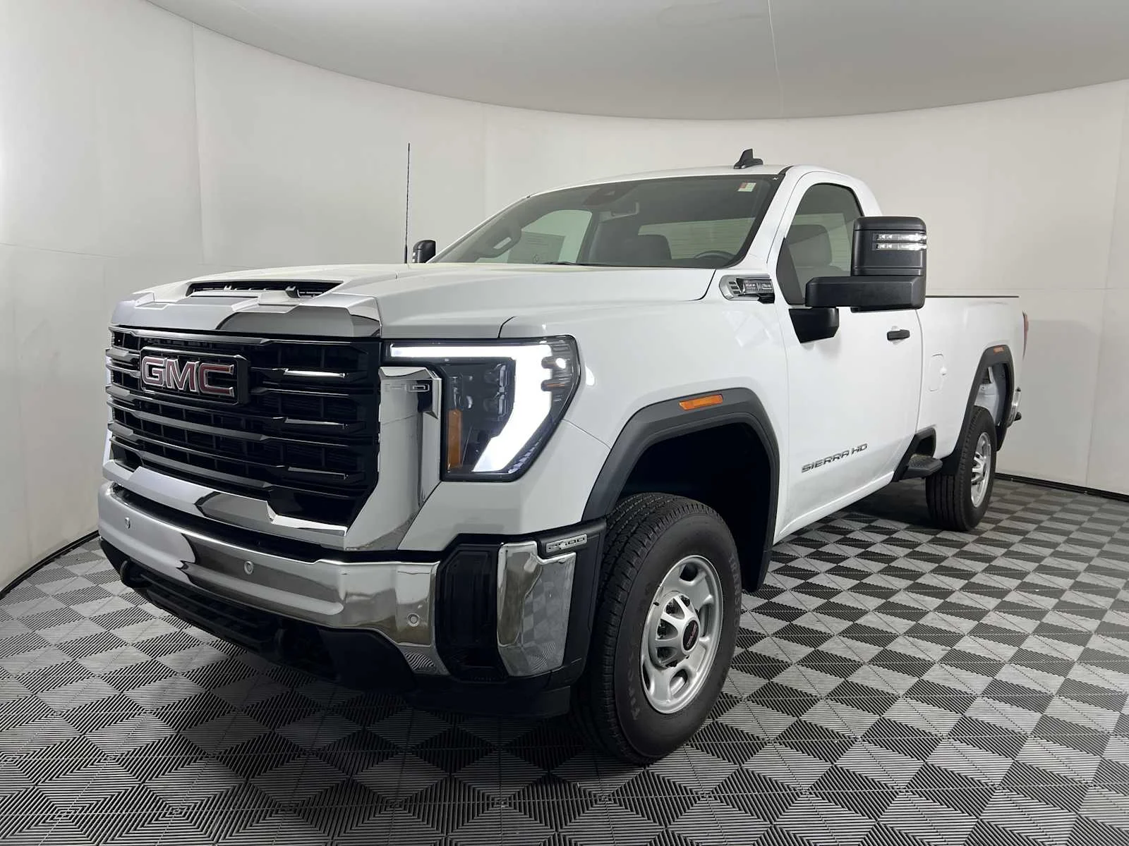 New 2025 Summit White GMC Pro image 3