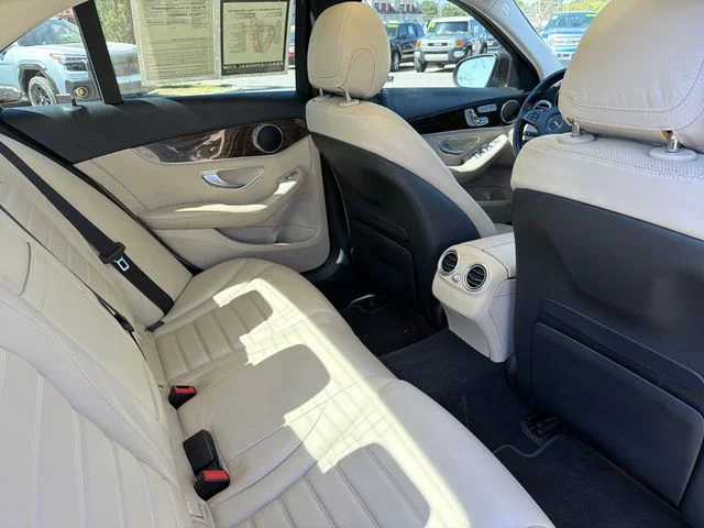 Used 2018 Brown Mercedes-Benz C 300 image 28