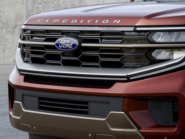 New 2027 Bronze Fire Metallic Tinted Clearcoat Ford MAX King Ranch® image 18