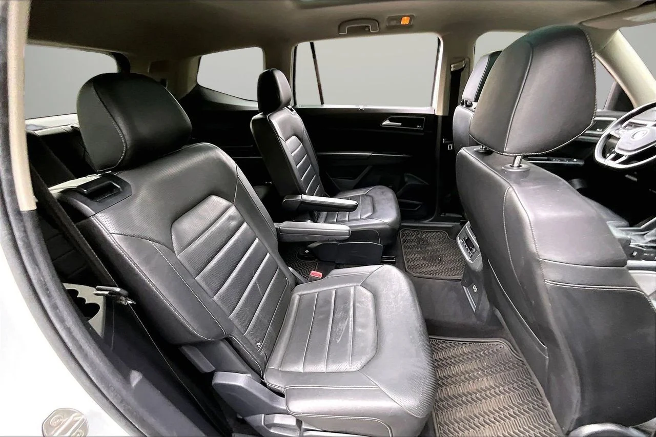 Certified Used 2019 White Volkswagen SEL Premium image 25