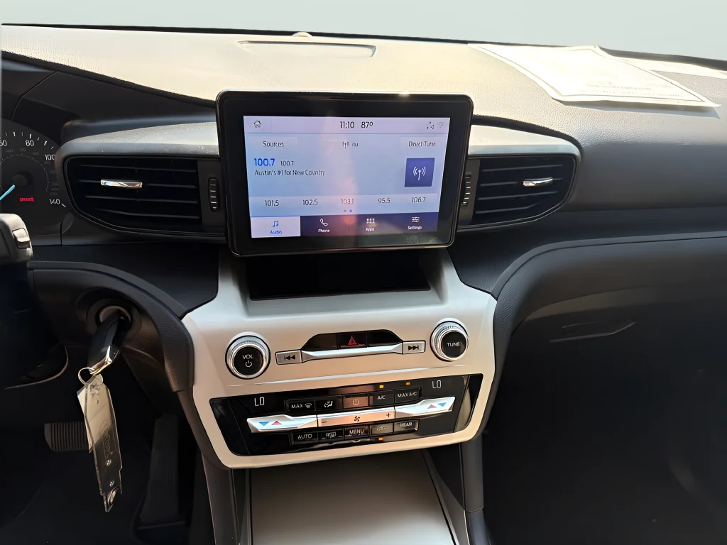 Used 2021 Silver Ford Base image 22