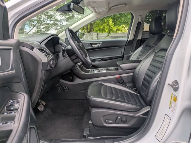 Used 2023 Oxford White Ford SEL image 15