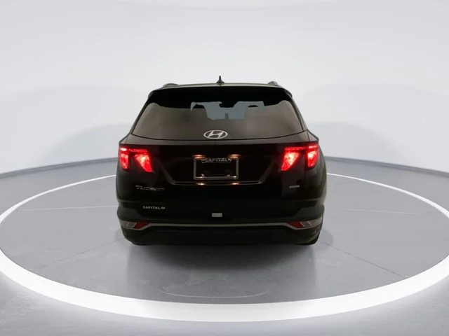 Used 2024 Black Hyundai SEL image 5