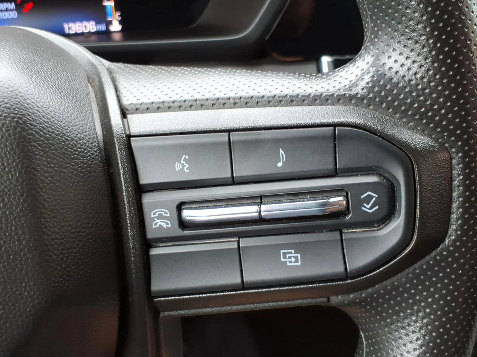 Used 2023 Black Chevrolet 4WD Trail Boss image 18