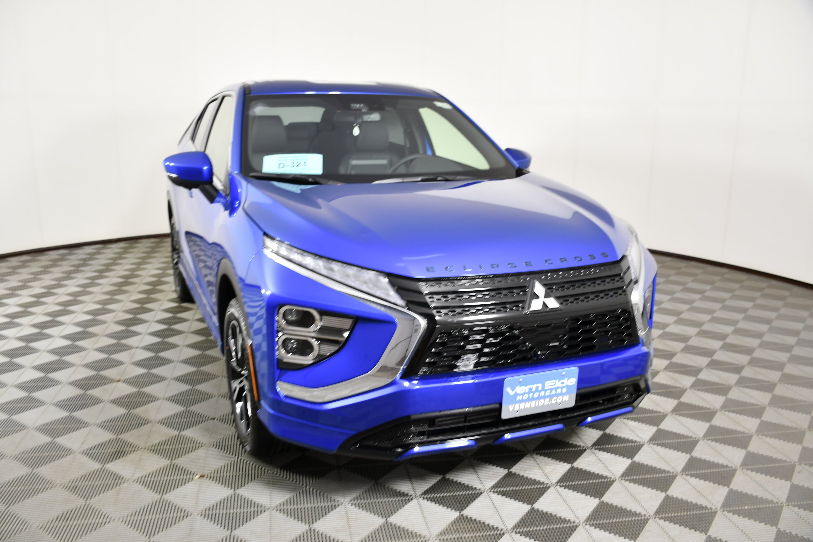 New 2026 Lightning Blue Metallic Mitsubishi SEL 1.5T S-AWC image 3